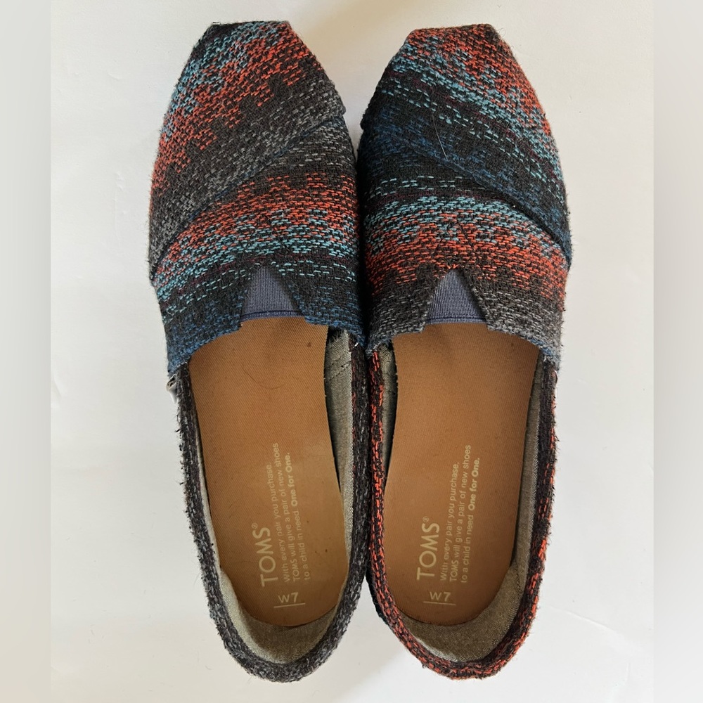 TOMS Classic Woven Rust Flats ~ Women’s Size 7 ~ EUC